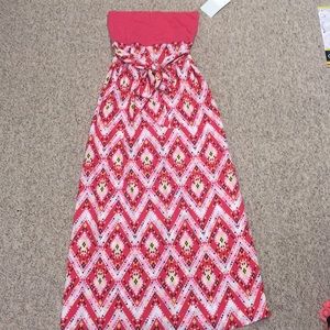 Size medium sleeveless maxi dress